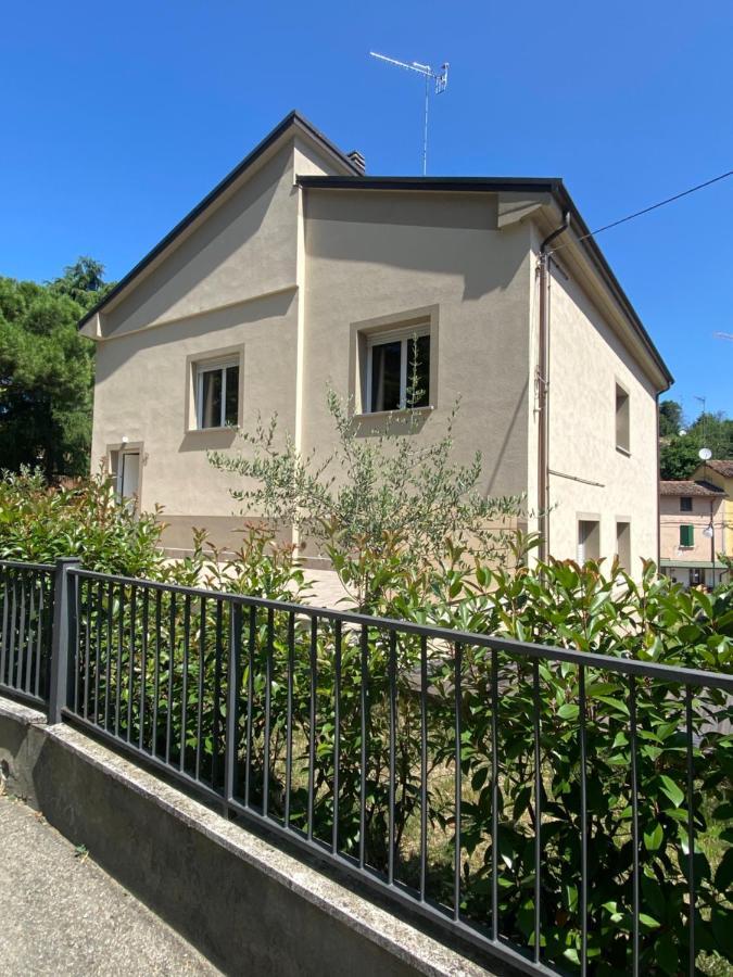 Casa Maddalena Apartment Casal Fiumanese ภายนอก รูปภาพ